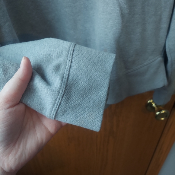 Under Armour Patriotic Gray Sweatshirt XL Womens - Picture 3 of 6